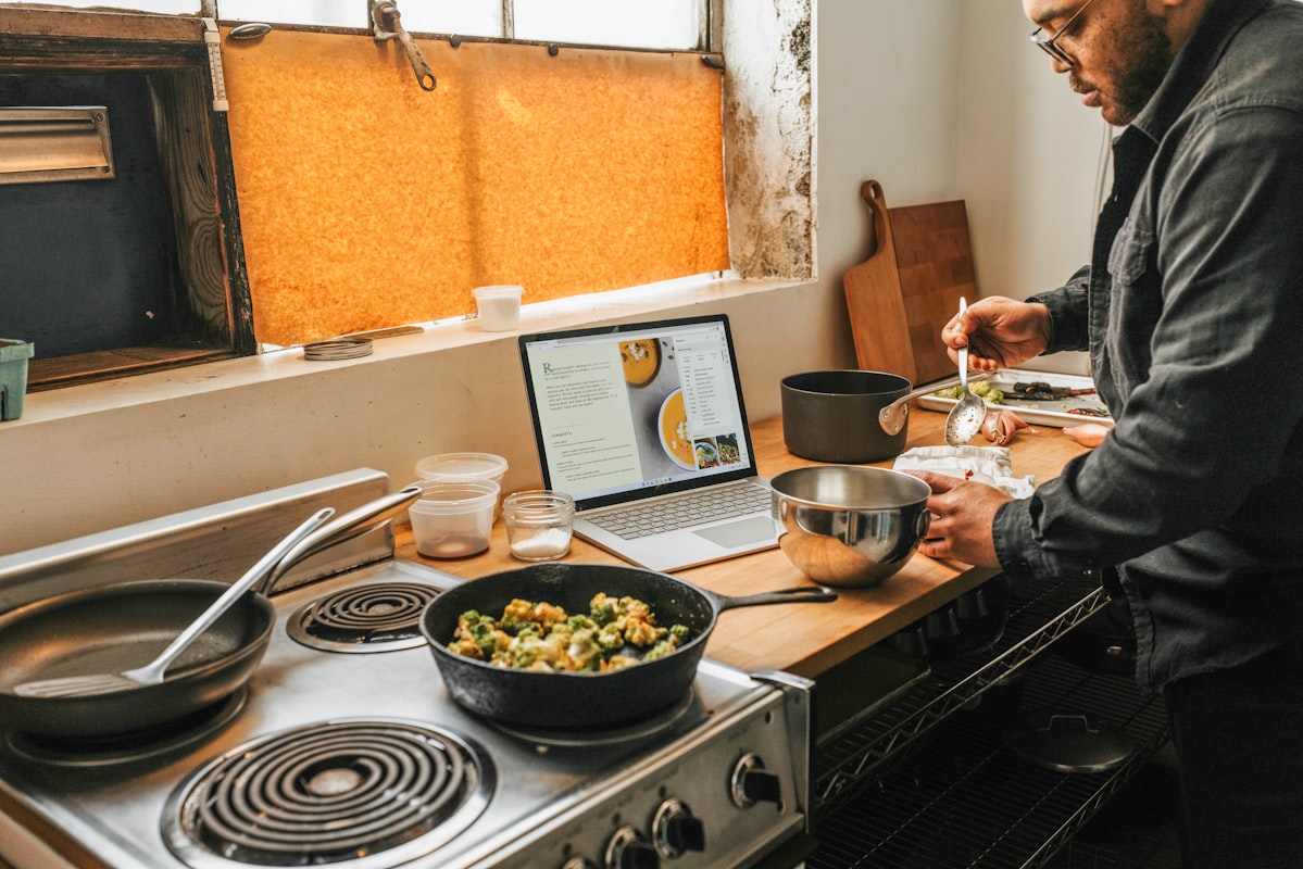 Sleep optimization through nutrition